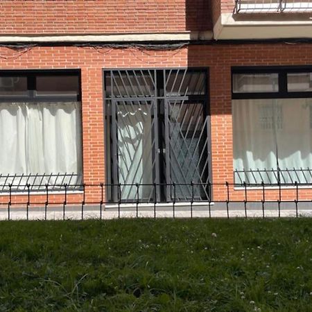 Nuevo Y Confortable Apartamento En Vista Alegre Madrid Eksteriør billede